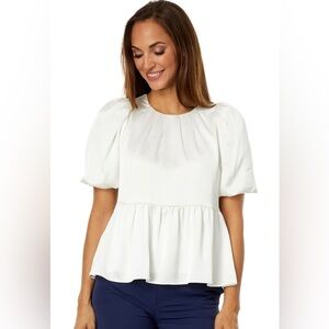 Lilly Pulitzer NWT Blakelynn top (coconut) - size 6